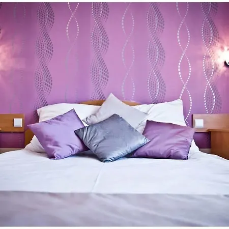 U Grubego Hotel